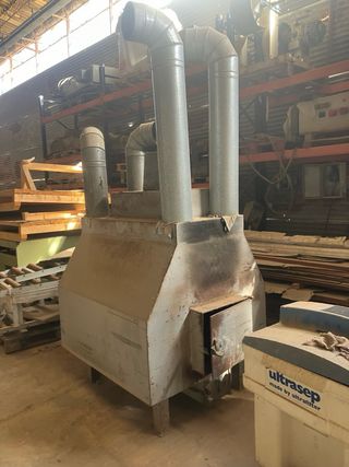 Estufa leña industrial - usada