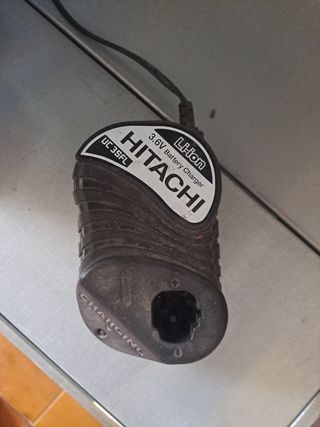 Caricabatteria Hitachi UC 3SFL 3.6V