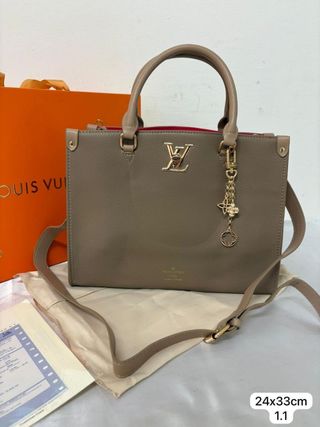 Borsa Louis Vuitton Beige