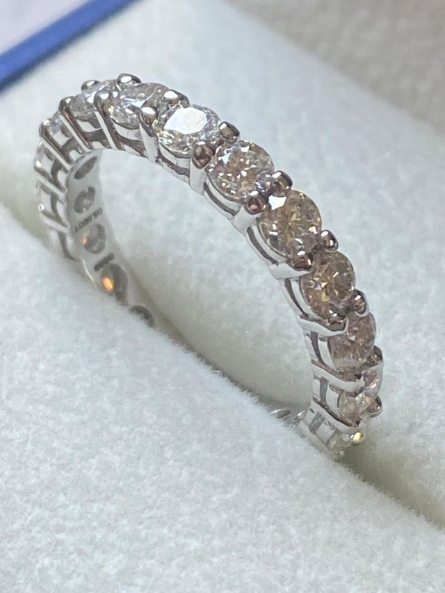 Anello Veretta in Moissanite 0.10 ct (3.0 mm)