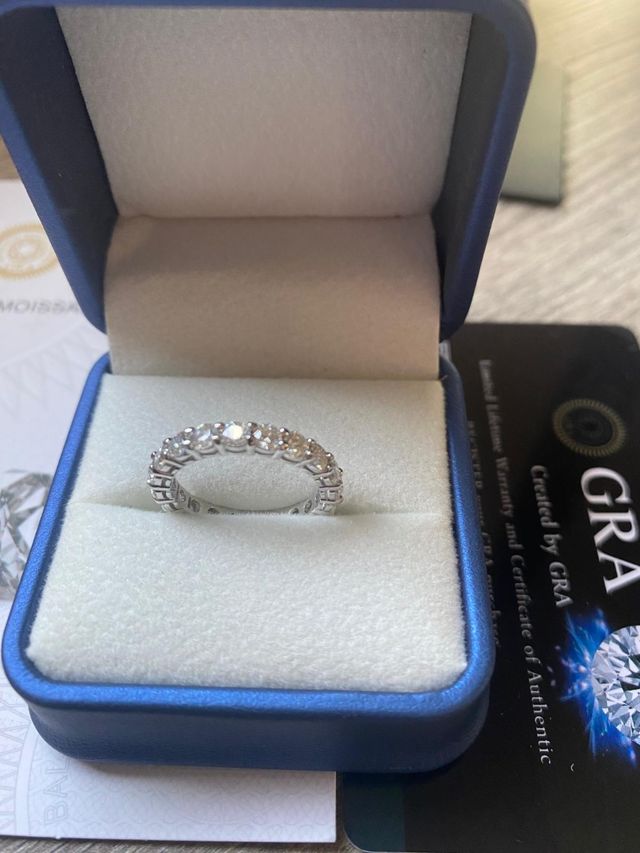 Anello Veretta in Moissanite 0.10 ct (3.0 mm)