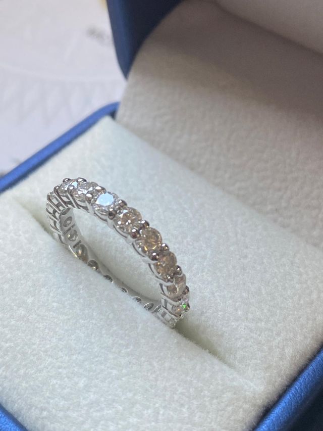 Anello Veretta in Moissanite 0.10 ct (3.0 mm)