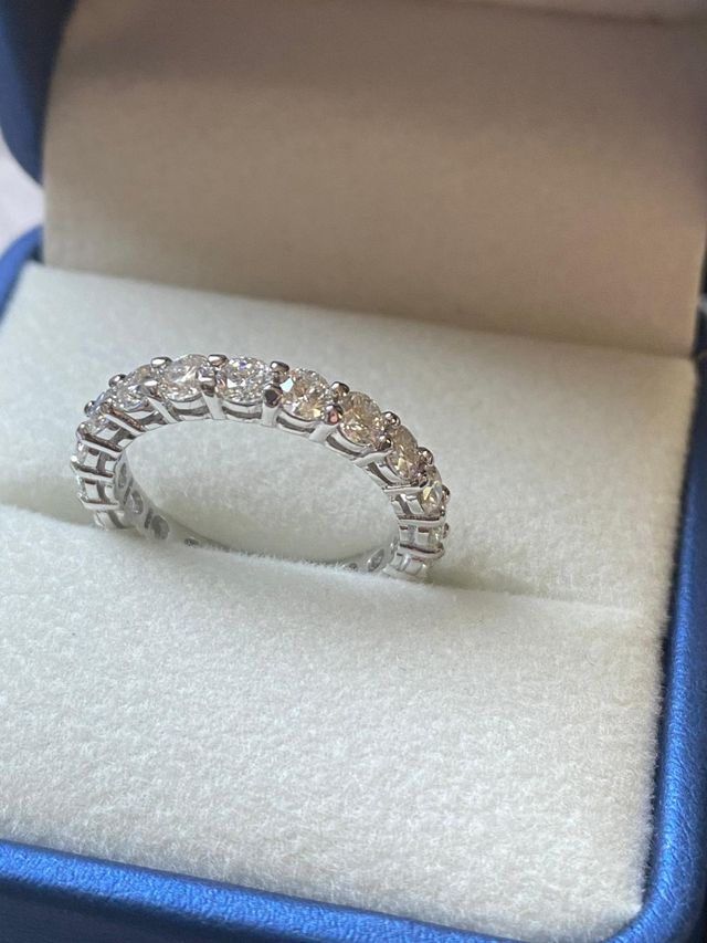 Anello Veretta in Moissanite 0.10 ct (3.0 mm)