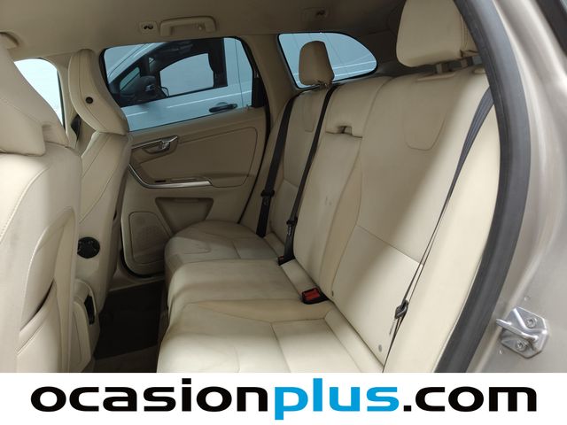 Volvo XC60 D3 Momentum Auto 100 kW (136 CV)