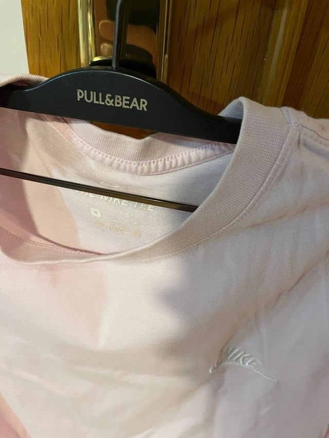 Camiseta Nike blanca básica