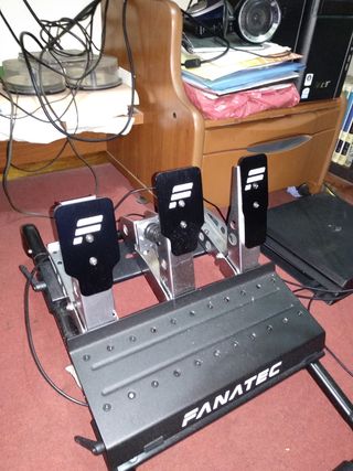 Fanatec DD Pro - Volante PS5/PS4