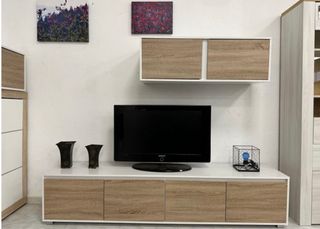 Mueble TV blanco y marrón