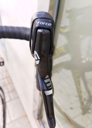 Bicicleta carretera Focus Cayo carbono talla 52