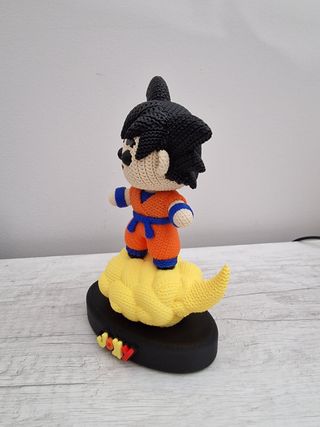 Figura Goku personalizado con nombre.