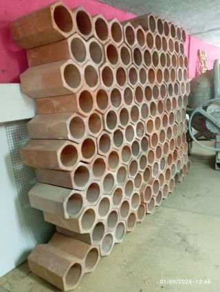 Botelleros cerámicos dobles a 1,5 €/ud. 