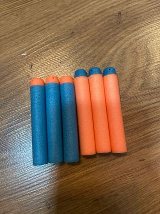 Nerf Elite 2.0 Commander con 6 dardos nerf