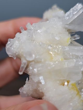 Celestina con azufre - minerales