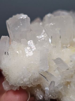 Celestina con azufre - minerales