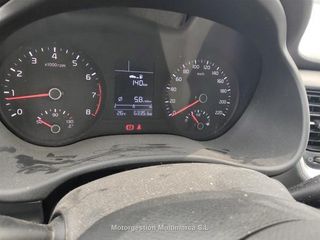 KIA STONIC 1.2 DPi 62kW (84CV) Concept