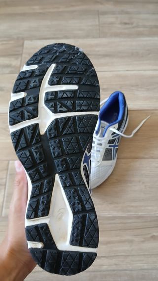 Tênis Asics - Branco e Azul