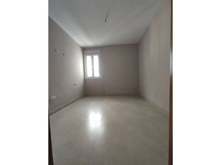 Dúplex en venta en Lucena