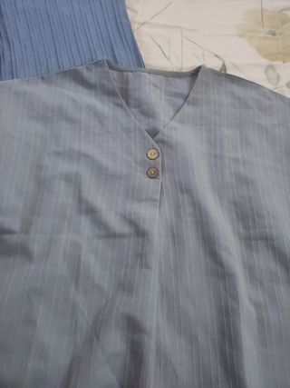 Set di vestiti lisci blu firmati jy