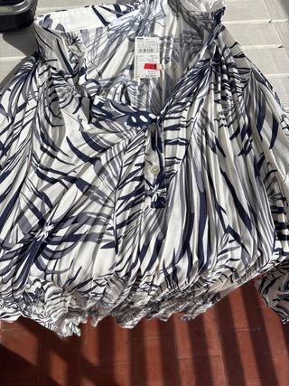 Camisón blanco y azul estampado de woman nuevo