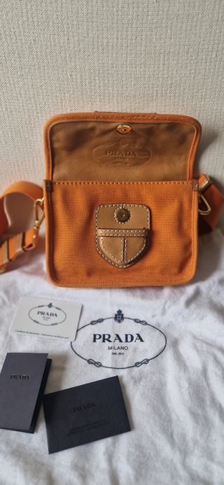 Mini borsa Prada arancione