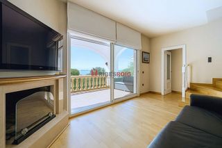Casa adosada en venta en Sant Pere de Ribes Centro en Sant Pere de Ribes