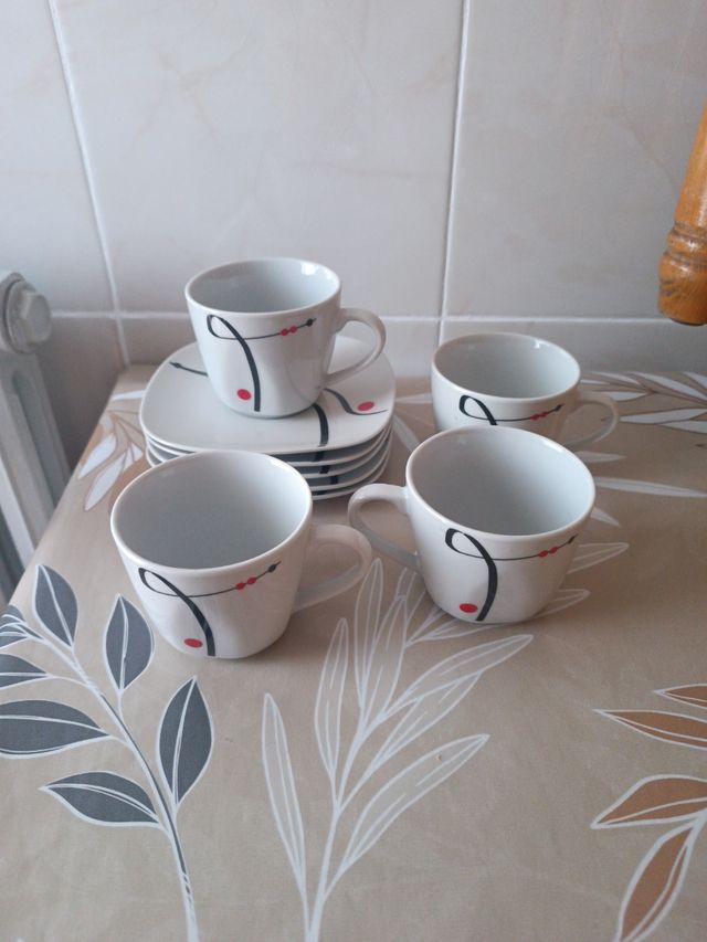 Juego 4 tazas café | Porcelana