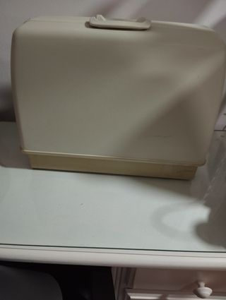 Máquina de coser Alfa
