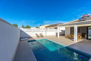 Chalet en venta en La Siesta - El Salado - Torreta en Torrevieja