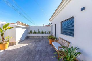 Chalet en venta en La Siesta - El Salado - Torreta en Torrevieja