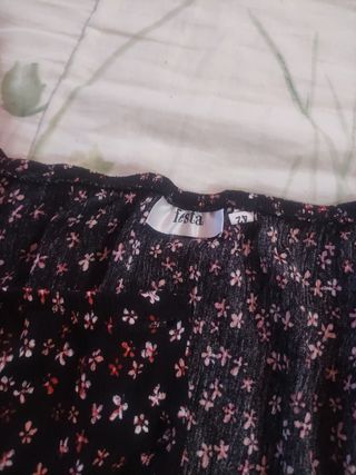 Blusa flores de festa