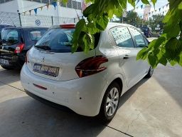 Peugeot 208 2017 5 P ACCESS 1.6 BLUE 75 CV.