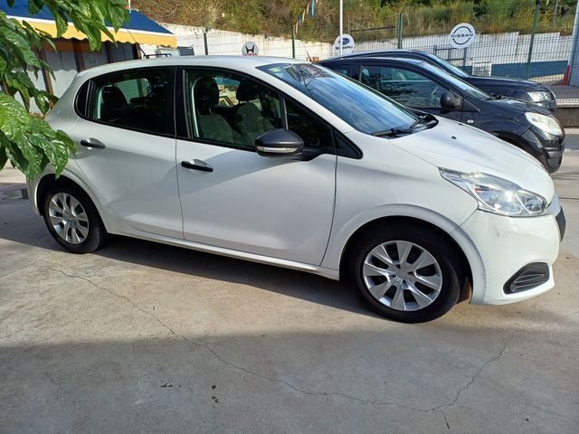 Peugeot 208 2017 5 P ACCESS 1.6 BLUE 75 CV.