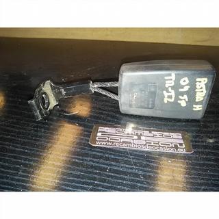 Cinturon seguridad trasero izquierdo Opel