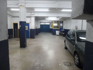Local comercial en alquiler en Salgueira - O Castaño en Vigo