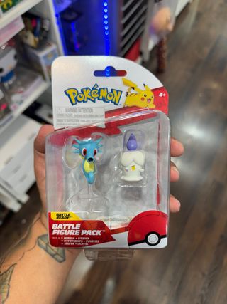Horsea & Litwick Battle Figure Pokemon
