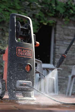 Hidrolimpiadora BLACK+DECKER BXPW2000PE 2000 W