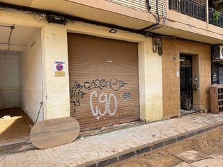 Local comercial en venta en Benetússer