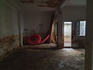 Local comercial en venta en Benetússer