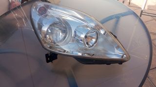 Faro Opel Zafira 2009 (escucho ofertas)
