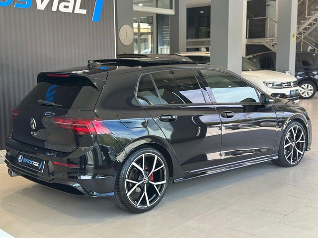 Volkswagen Golf GTD 200cv DSG