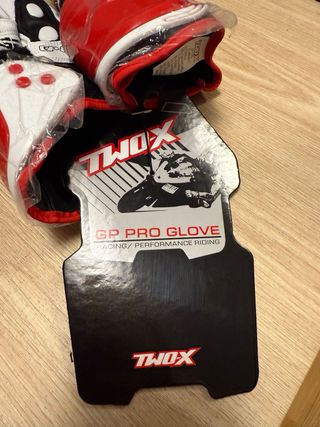 Guantes moto GP Pro cuero azul o rojo 