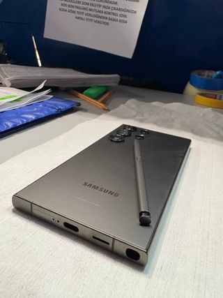 Samsung Galaxy S24 Ultra Gris