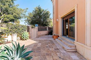 Chalet en venta en Ciudad Jardín - Tagarete - El Zapillo en Almería