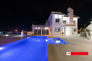 Chalet en venta en San Miguel de Salinas