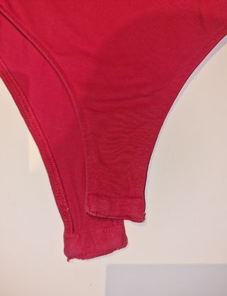Body rojo ALCOTT con volante S
