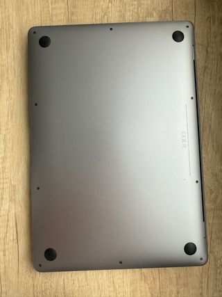 MacBook Air 13" M1-8GB RAM