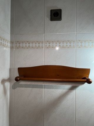Mueble baño: lavabo, espejo, toalleros