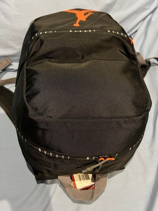 Mochila Nike air Jordan Negra y Gris nueva