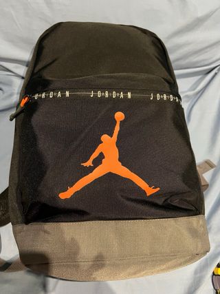 Mochila Nike air Jordan Negra y Gris nueva