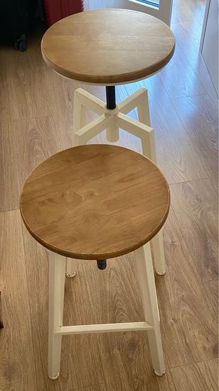 2 Taburetes regulables altura blanco-madera