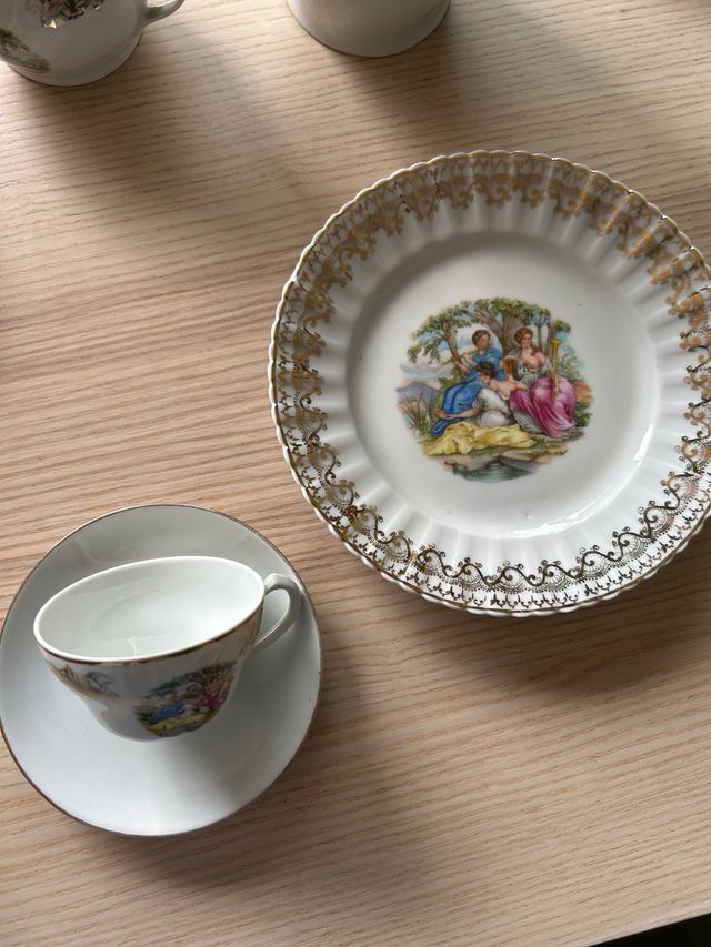 Juego té merienda Santaclara porcelana dorada